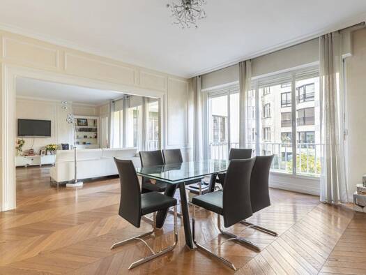 Appartement à vendre 1 997 000 € 5 pièces 3 chambres 177 m² Étage 2/8 Porte Dauphine Paris 16ème arrondissement 75016