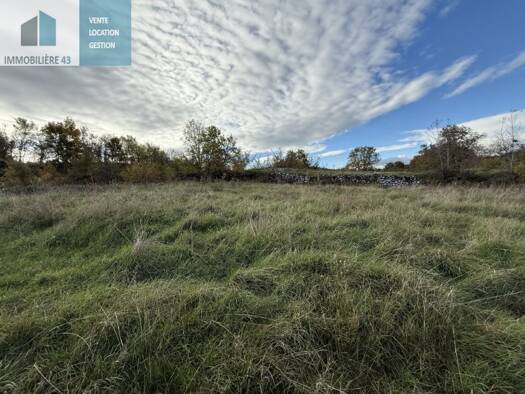 Terrain constructible à vendre 125 000 € Zone Verte Ours-Mons Le Puy-en-Velay 43000