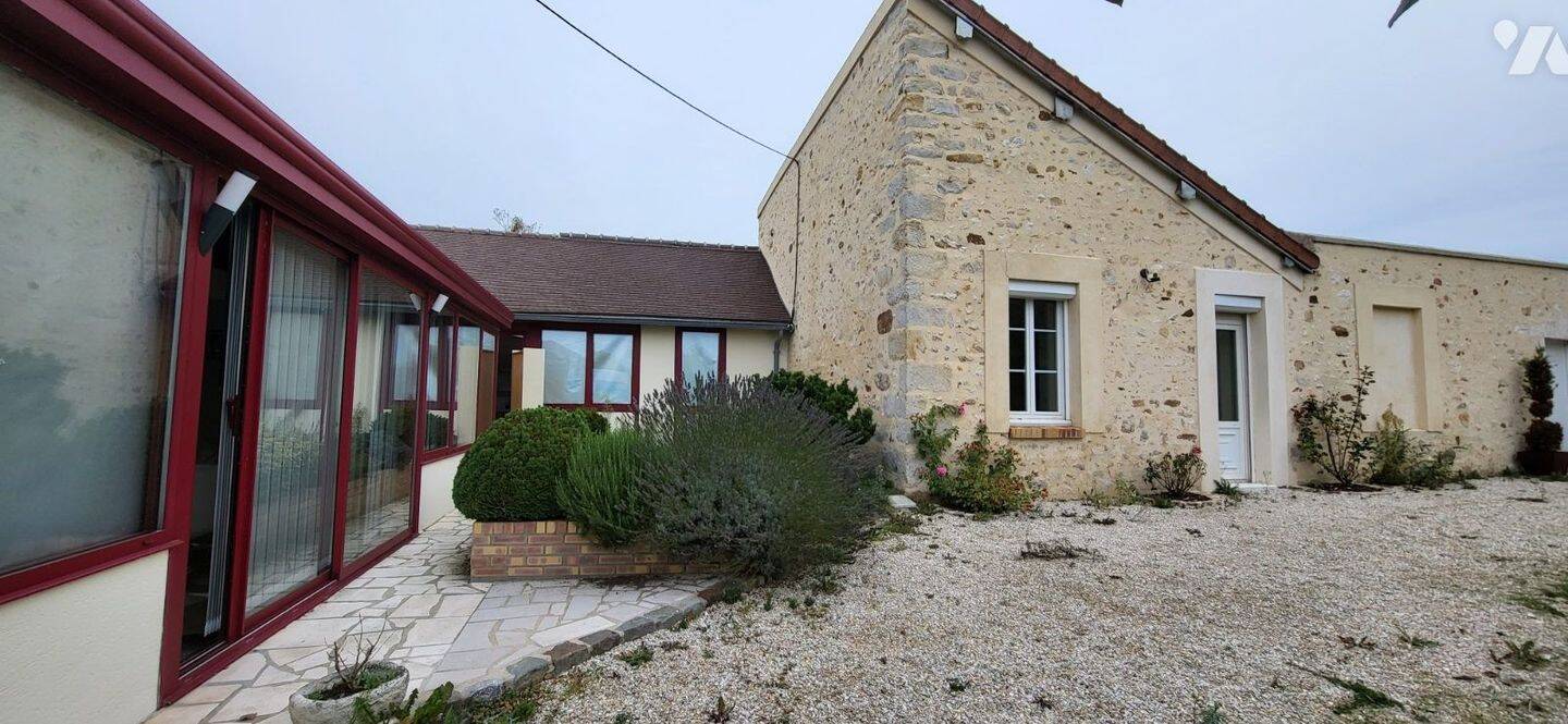 Maison à vendre, 165m², LOUAN VILLEGRUIS FONTAINE