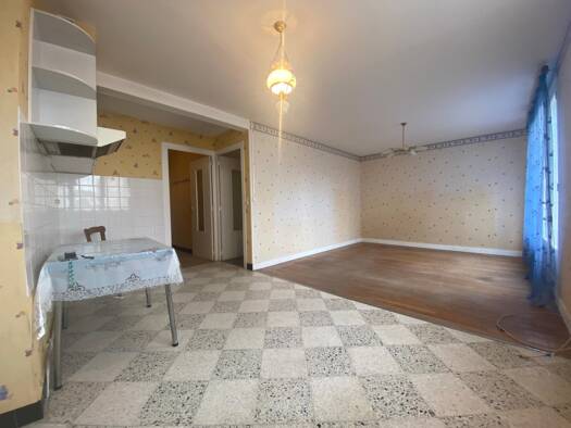 Maison à vendre 55 000 € 3 pièces 2 chambres 78 m² 583 m² de terrain Saint-Fraigne 16140