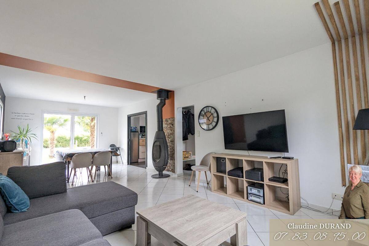 Maison à vendre, 135m², SAINTE ANNE SUR BRIVET