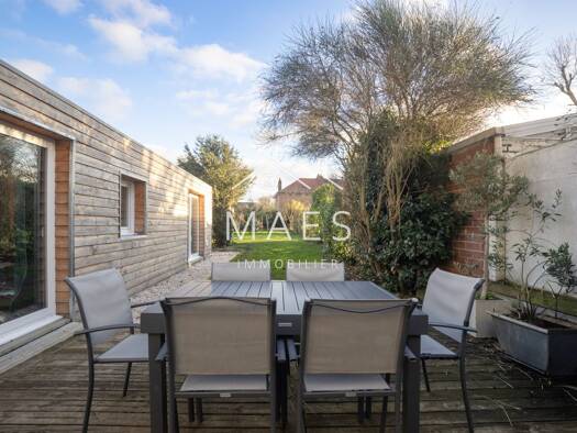 Maison à vendre 498 000 € 6 pièces 5 chambres 143 m² Wambrechies 59118