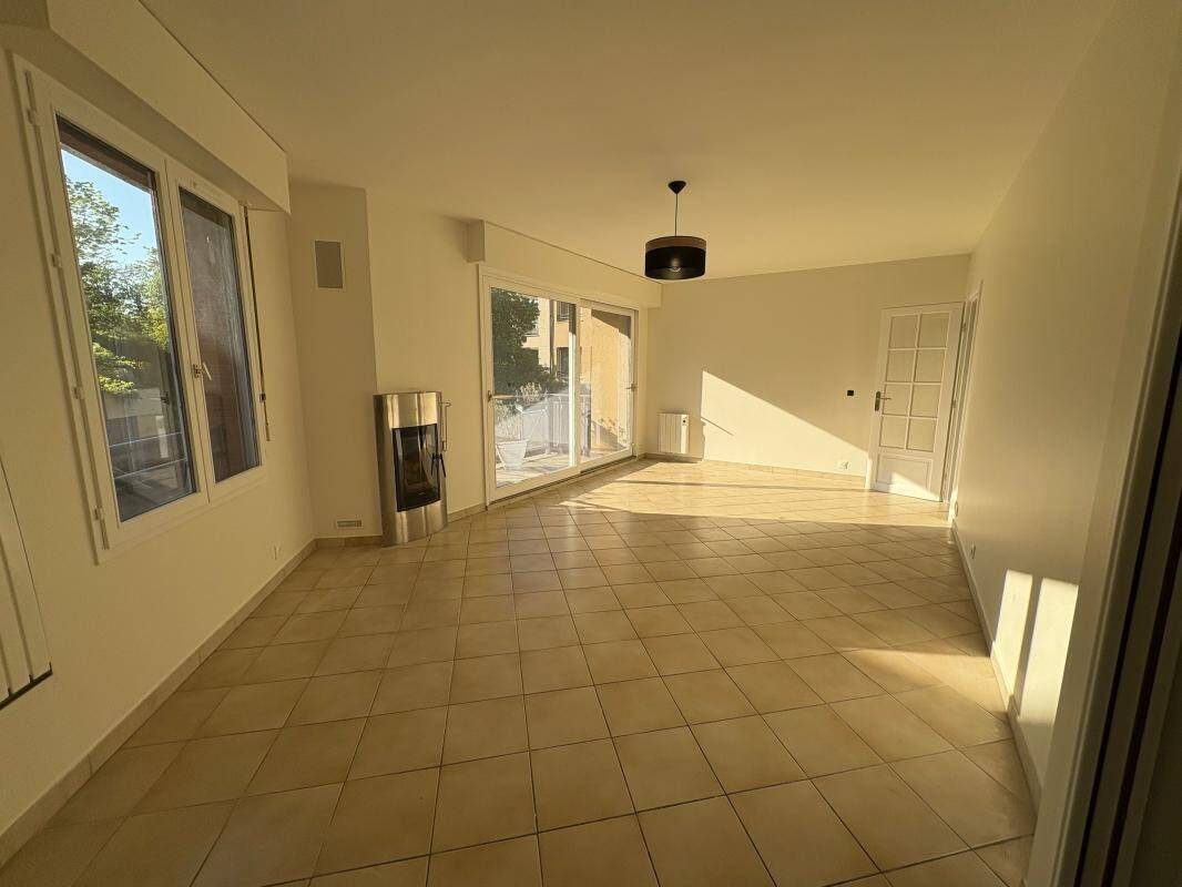 Maison à louer, 76m², GIF SUR YVETTE