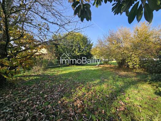 Maison de plain-pied à vendre 367 500 € 4 pièces 3 chambres 122 m² 1 554 m² de terrain Saint-Médard-en-Jalles 33160