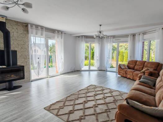 Maison à vendre - Première occupation 739 000 € 9 pièces 5 chambres 193 m² 2 550 m² de terrain Grangues 14160