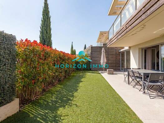 Duplex à vendre 547 000 € 4 pièces 3 chambres 92,55 m² Étage 1/1 Saint-Laurent-du-Var 06700
