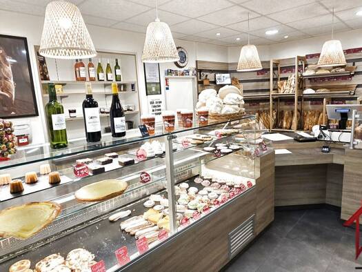 Boutique à vendre Fonds de commerce 110 000 € 200 m² de surface de vente Besançon 25000