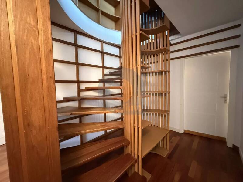 Maison à louer, 160m², MENTON