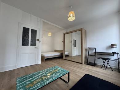 Appartement à louer 790 € 3 pièces 2 chambres 54,9 m² Étage 1/2 Arquebuse Dijon 21000