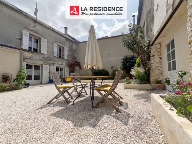 Ferme à vendre 520 000 € 7 pièces 4 chambres 200 m² 342 m² de terrain Jumeauville 78580