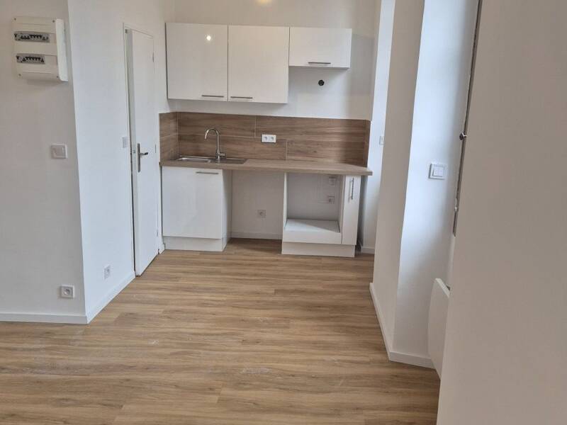 Maison à louer, 26m², MARSEILLE 11E