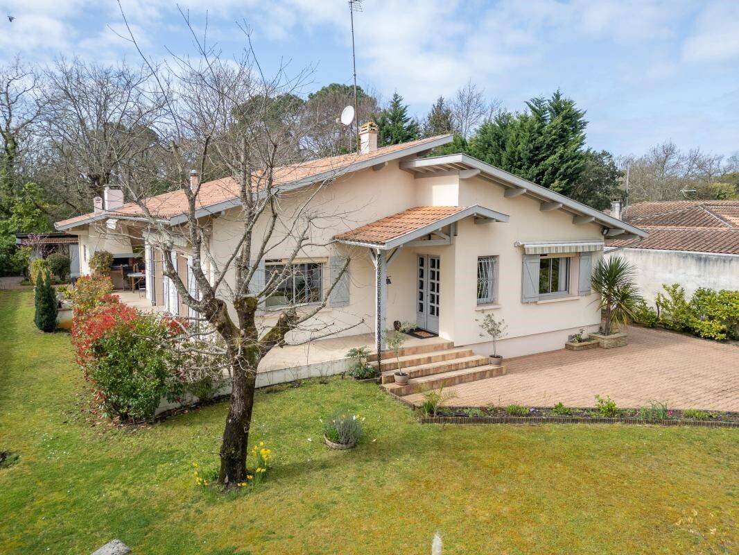 Maison à vendre, 175m², GUJAN MESTRAS