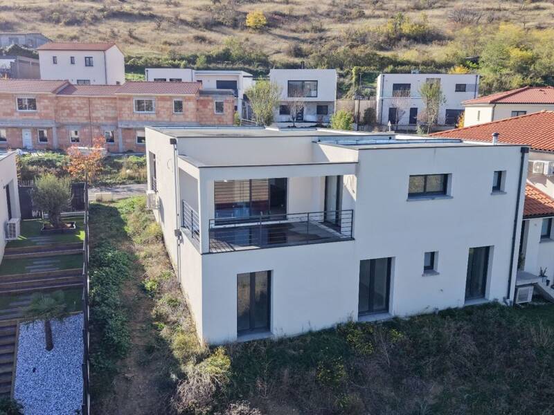 Maison à vendre, 167m², LES MARTRES DE VEYRE