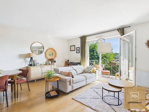 Appartement à vendre 252 000 € 3 pièces 2 chambres 68 m² Étage 1/2 Francs-Epinette Mouvaux 59420