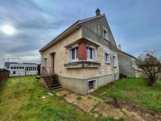 Maison à vendre 184 000 € 4 pièces 3 chambres 99,2 m² 924 m² de terrain Bretagne Mainvilliers 28300