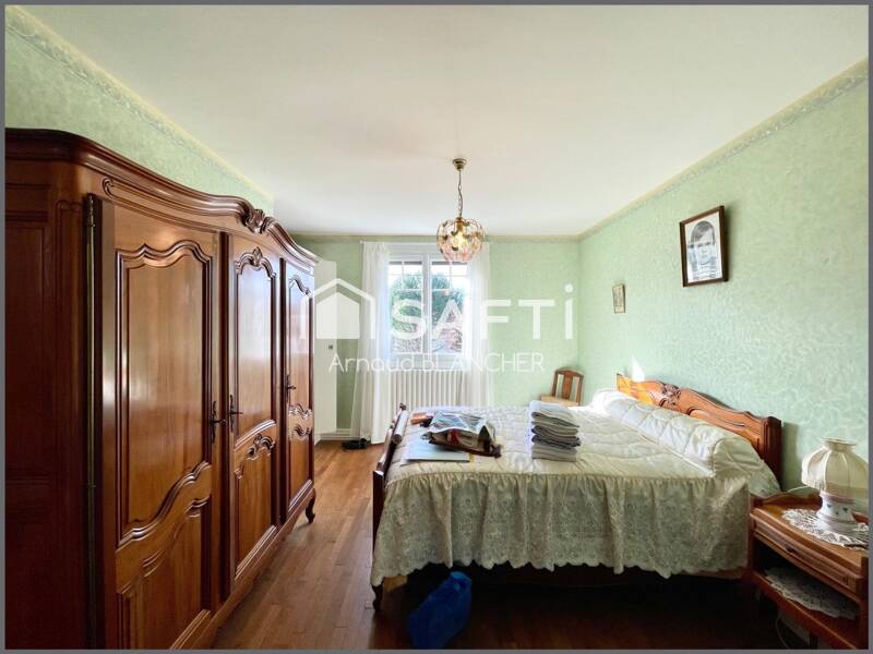 Maison à vendre, 123m², L'ISLE D'ESPAGNAC