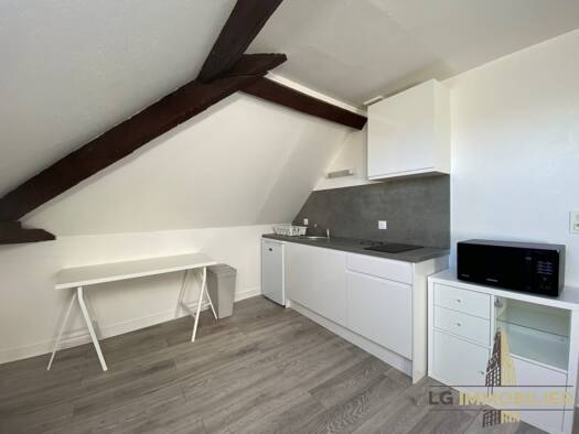 Appartement à louer 445 € 1 pièce 11,8 m² 3ème étage Amiens 80000