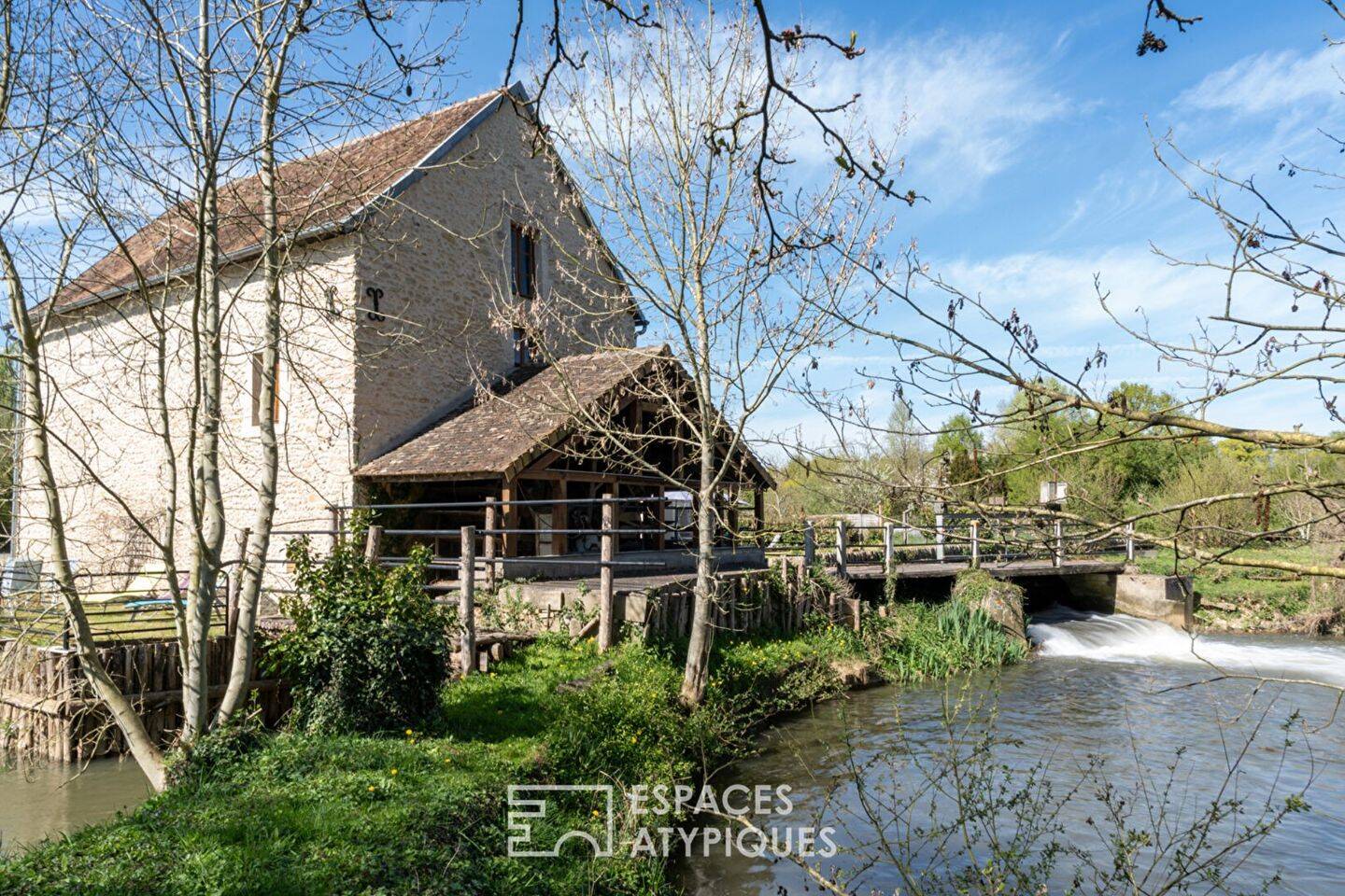Maison à vendre, 353m², MEZIERES SUR PONTHOUIN