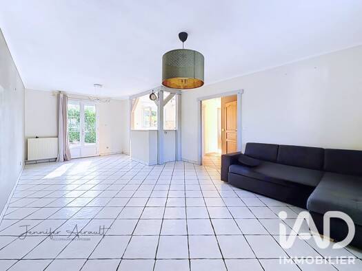 Maison à vendre 221 000 € 4 pièces 3 chambres 115 m² 1 012 m² de terrain Donnemarie-Dontilly 77520