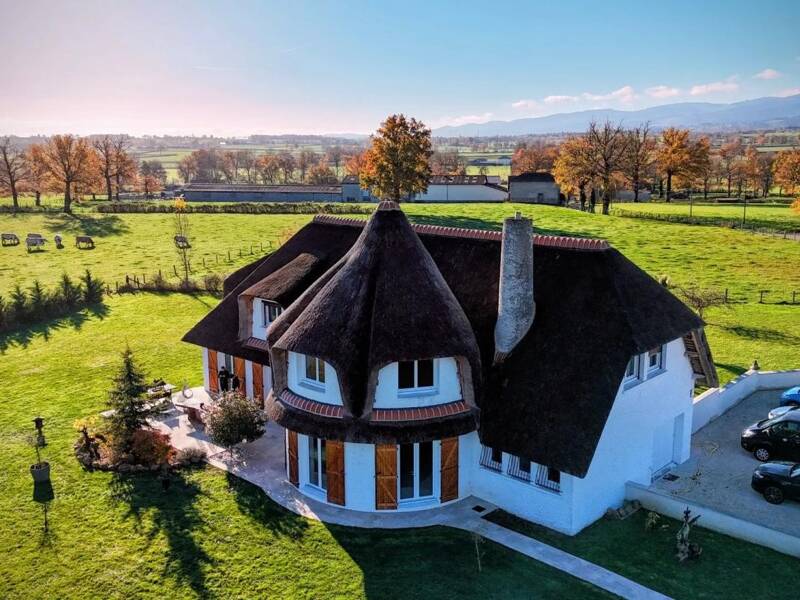 Maison à vendre, 332m², SAINT FORGEUX LESPINASSE