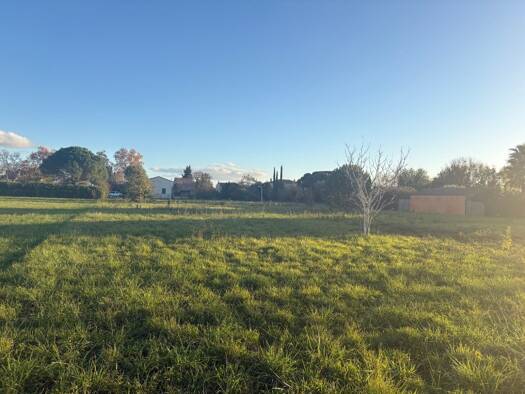 Terrain constructible viabilisé à vendre 88 000 € 454 m² de terrain Ondes 31330