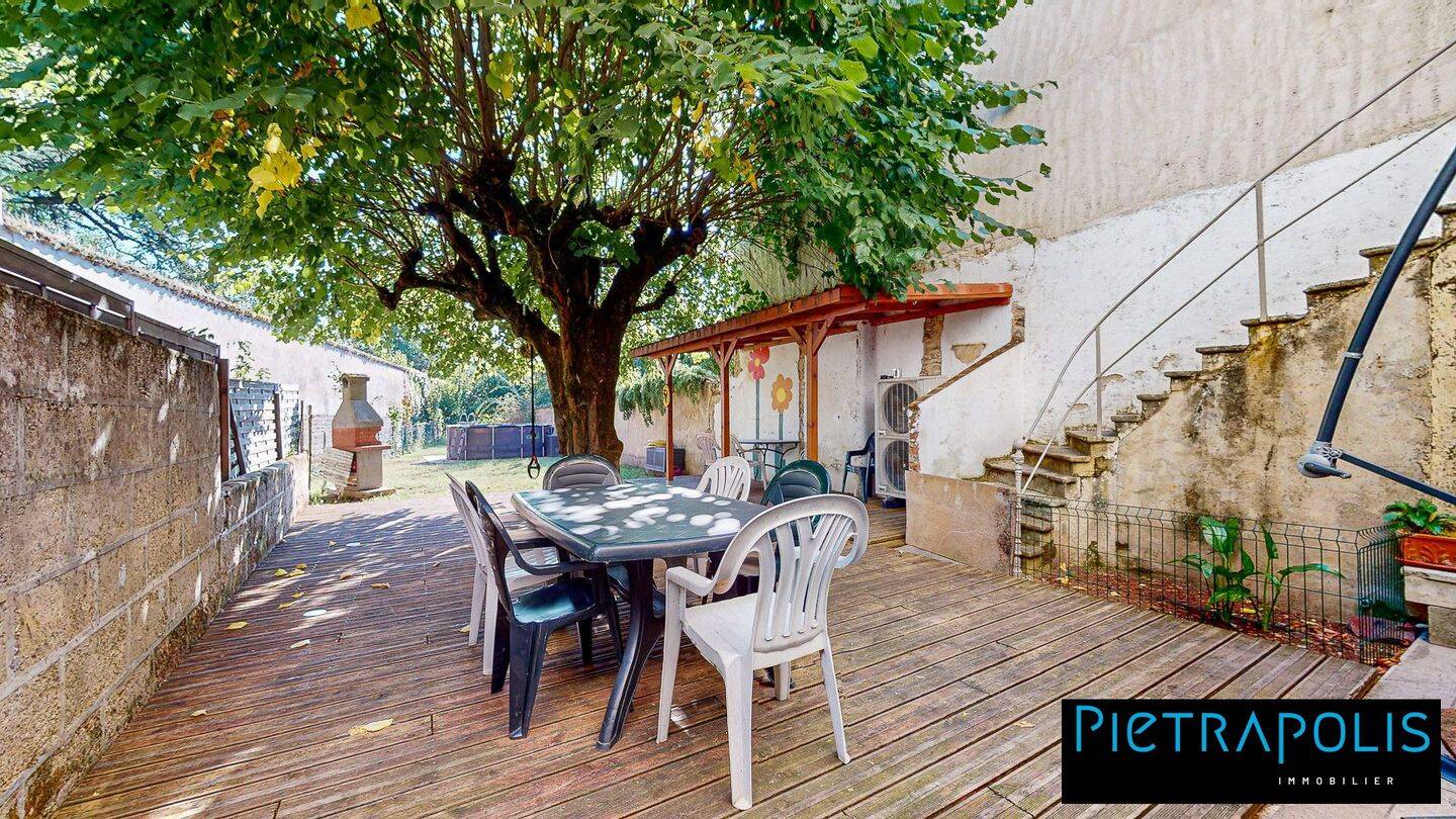 Maison à vendre, 180m², MONTMERLE SUR SAONE
