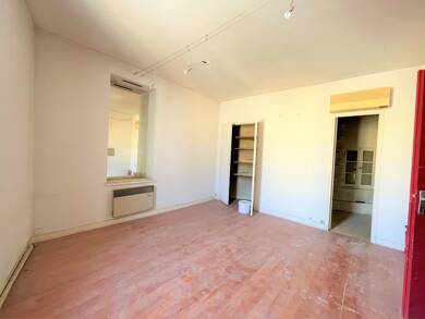 Immeuble à vendre 109 000 € 220 m² Lezignan Corbieres 11200