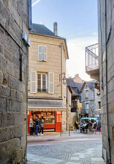 Immeuble à vendre 150 000 € 50 m² Brive la Gaillarde 19100