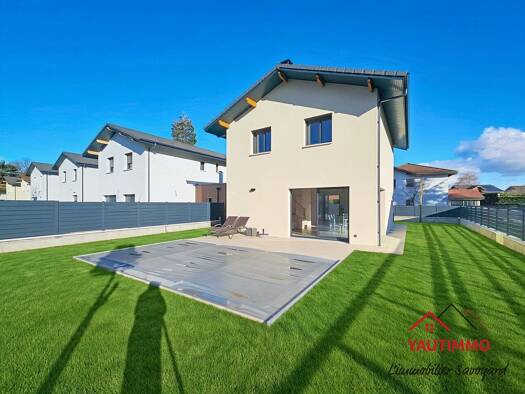 Maison à vendre 699 000 € 5 pièces 3 chambres 104 m² 415 m² de terrain Plaine et Chatelet Gaillard 74240