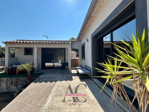 Maison à vendre 354 000 € 4 pièces 3 chambres 92,2 m² 502 m² de terrain Sainte-Anastasie-sur-Issole 83136