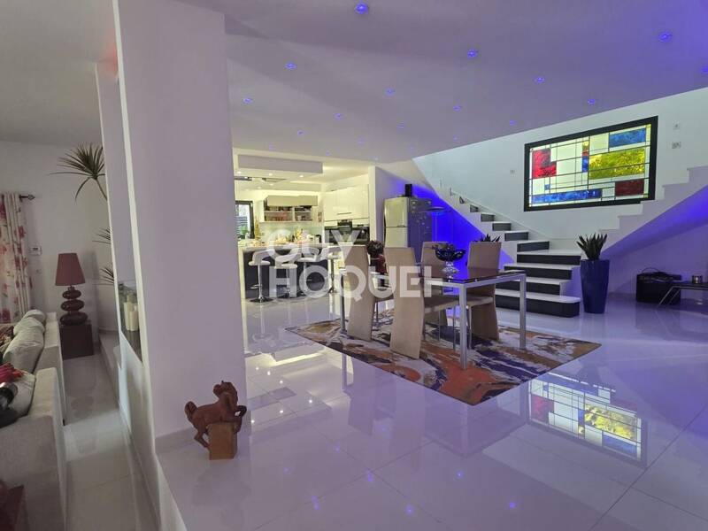 Maison à vendre, 280m², LE ROVE