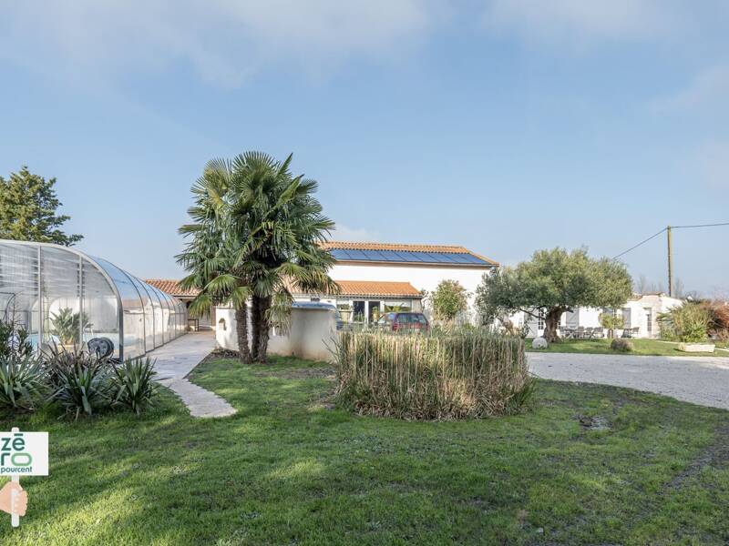 Maison à vendre, 240m², SAINT MICHEL EN L'HERM