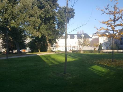 Appartement à vendre 250 000 € 3 pièces 2 chambres 67 m² RDC Saint Symphorien Tours 37100