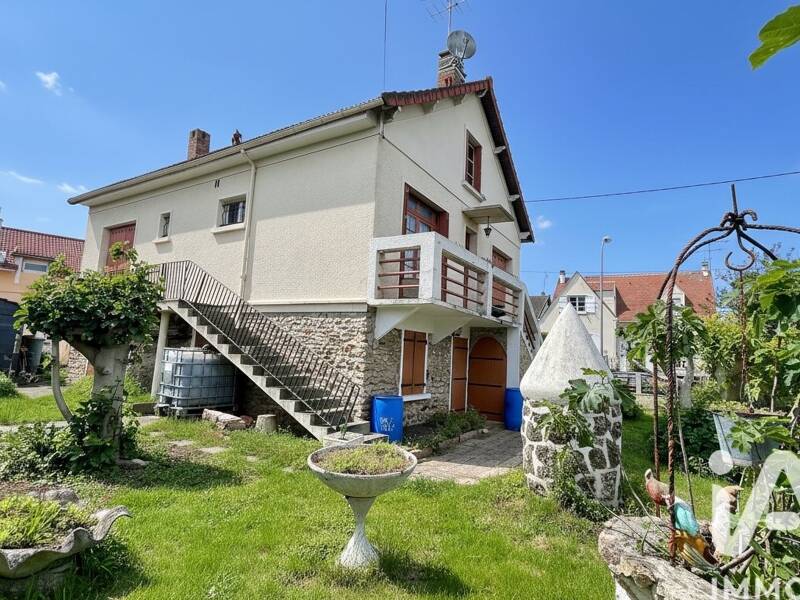 Maison à vendre, 182m², ROISSY EN BRIE