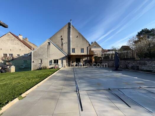 Maison à vendre 265 000 € 5 pièces 3 chambres 135 m² 13 310 m² de terrain Offlanges 39290