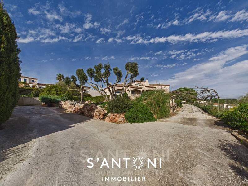 Maison à vendre, 265m², BOUZIGUES