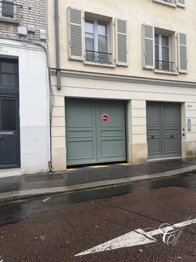 Garage/Stationnement à louer 112 € 12 m² Versailles 78000