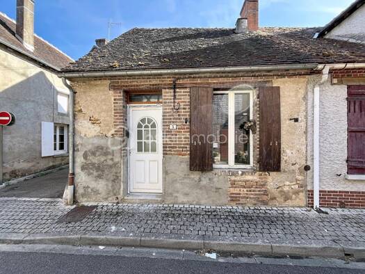 Maison à vendre 30 000 € 2 pièces 1 chambre 47 m² Bléneau 89220