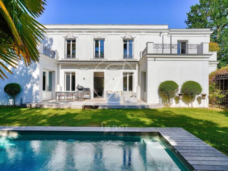 Maison à vendre, 405m², LE VESINET