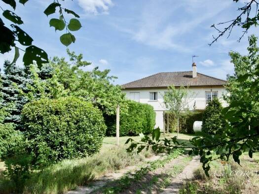 Maison à vendre 159 000 € 7 pièces 4 chambres 158 m² 1 147 m² de terrain Saint-Aignan-le-Jaillard 45600