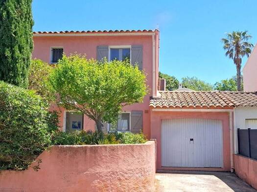 Maison à vendre 437 000 € 4 pièces 3 chambres 82 m² 190 m² de terrain La Planquette La Garde 83130