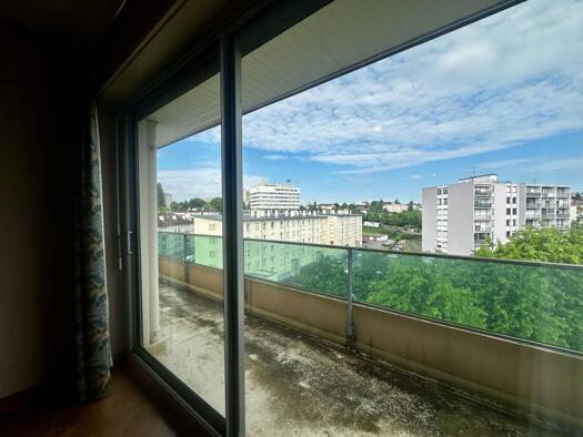 Appartement à vendre 155 600 € 5 pièces 3 chambres 118 m² Étage 5/5 CHU Limoges 87000