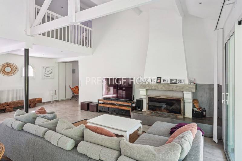Maison à vendre, 190m², SAINT SULPICE ET CAMEYRAC