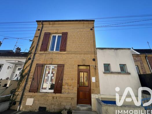 Maison à vendre 105 000 € 4 pièces 3 chambres 92 m² 377 m² de terrain Victor Hugo Nord Charleville-Mézières 08000