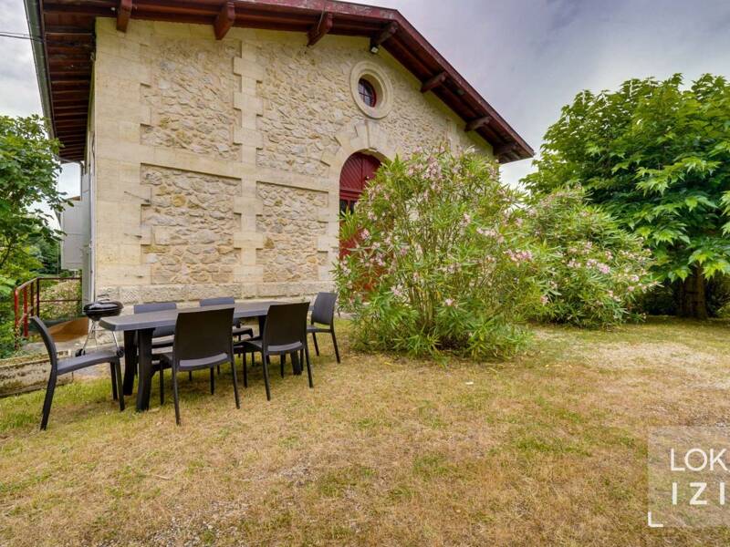 Maison à louer, 277m², LORMONT