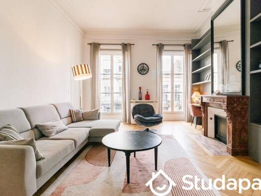 Maison à louer 1 700 € 2 pièces 1 chambre 51 m² dès le 14/04/2026 Centre ville Bordeaux 33000
