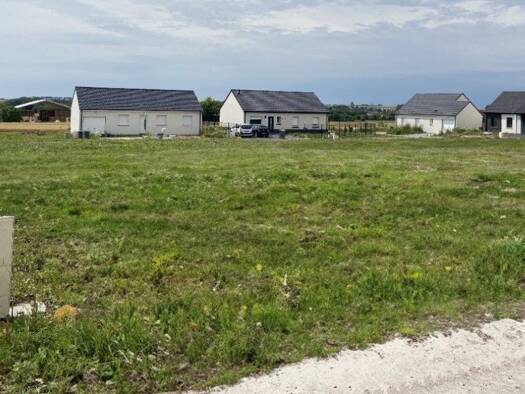 Terrain constructible viabilisé à vendre 51 200 € 450 m² de terrain Féchain 59247