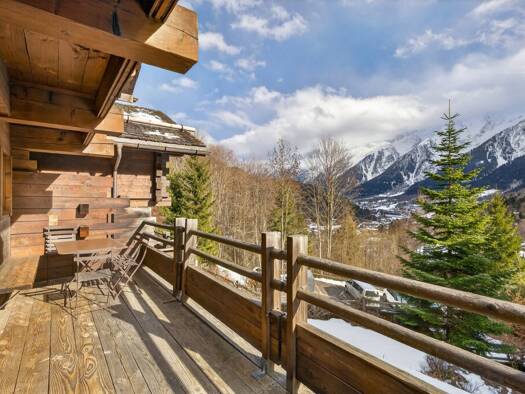 Chalet à vendre 1 550 000 € 6 pièces 4 chambres 164 m² Les Houches 74310