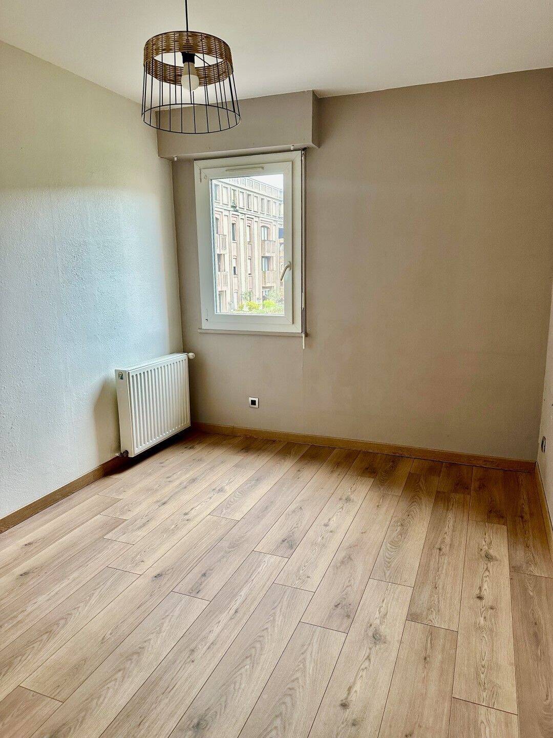 Maison à louer, 86m², MONTIGNY LE BRETONNEUX