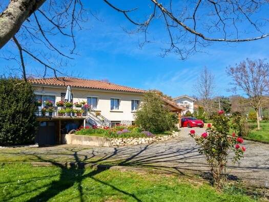 Maison à vendre 217 000 € 5 pièces 4 chambres 156 m² 2 865 m² de terrain Coteaux-Lieoux Saint-Gaudens 31800